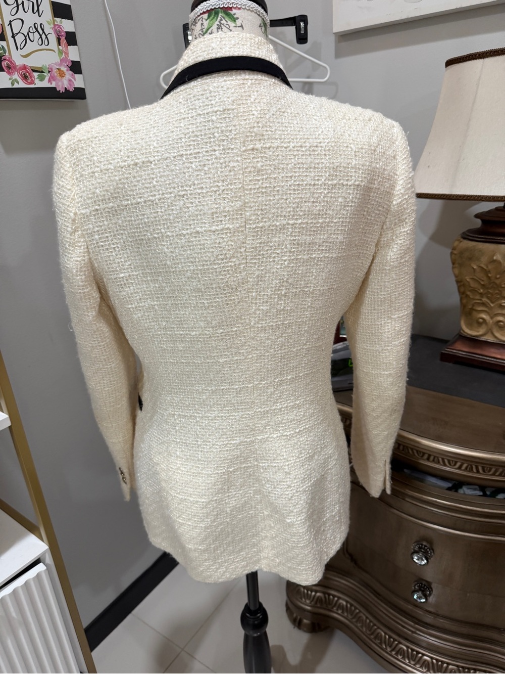 Zara Cream Bouclé Double-Breasted Blazer with Black Trim - Picture 6 of 10